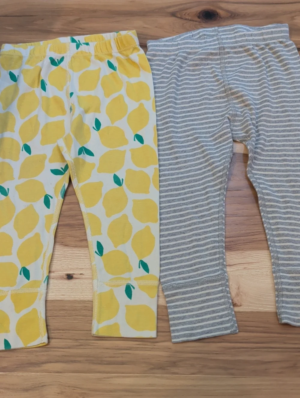 Hanna Andersson Yellow Lemon Print & Gray Stripe Leggings - Set of 2